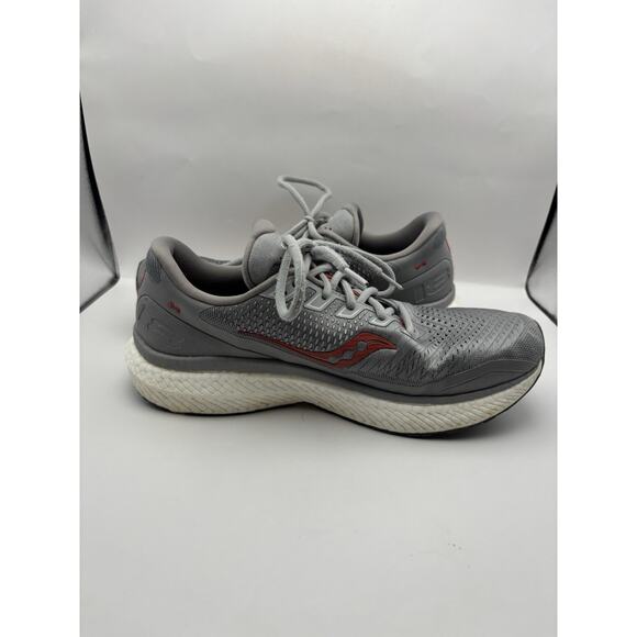 Saucony Triumph 18 Gray And Red Sneakers Men Size 10.5 main image 4